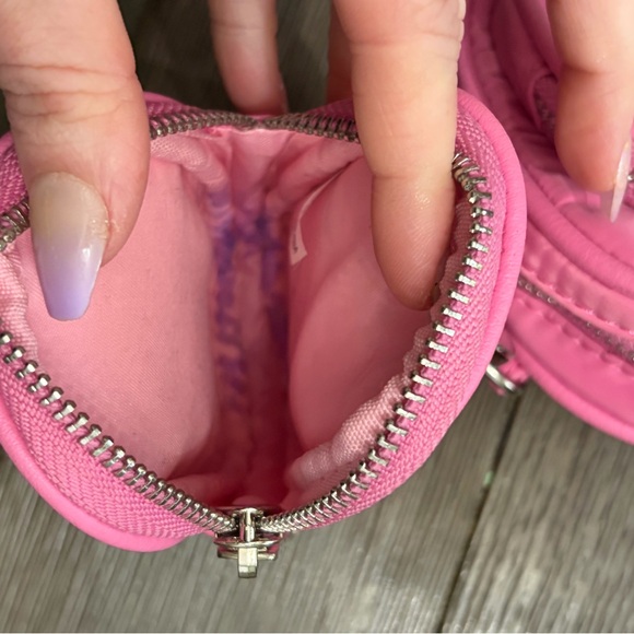 Madden NYC Pink Crossbody Bag with Detachable Strap Pouch - Picture 8 of 8